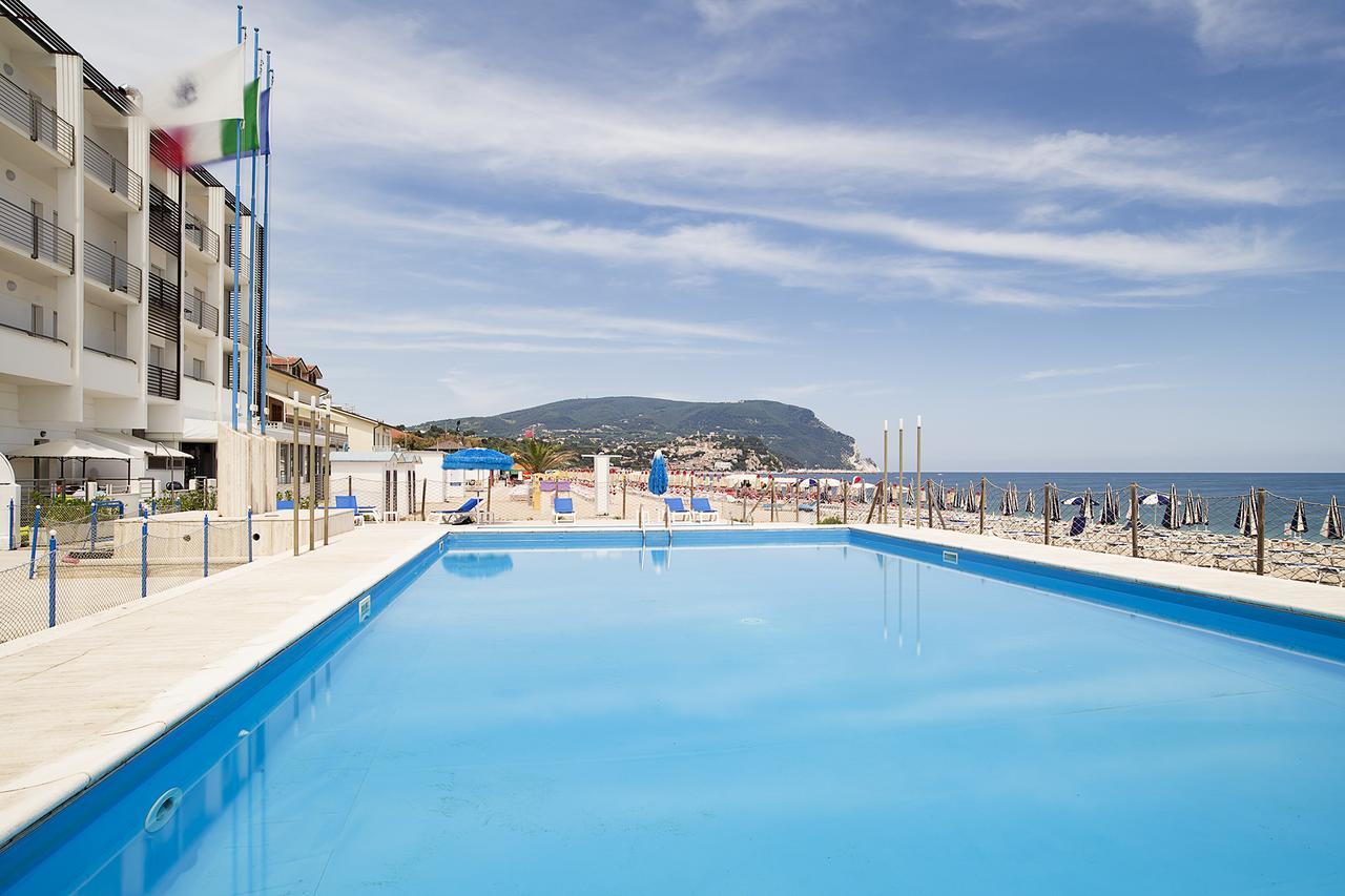 Hotel Marcelli ヌマーナ エクステリア 写真